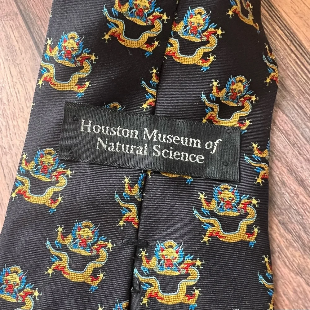 Chinese Dragon Houston Museum of Natural Science Elegant Black and Gold Silk Tie